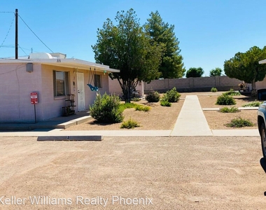 221 North Pinal Street - Photo Thumbnail 0