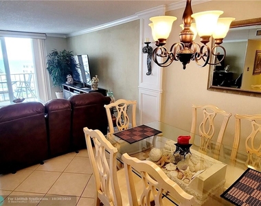 1009 N Ocean Blvd - Photo Thumbnail 11