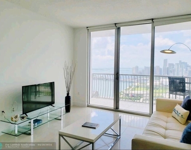 1750 N Bayshore Dr - Photo Thumbnail 1