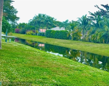 10874 Royal Palm Blvd - Photo Thumbnail 1