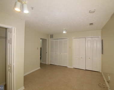 2811 Berrywood Lane - Photo Thumbnail 10