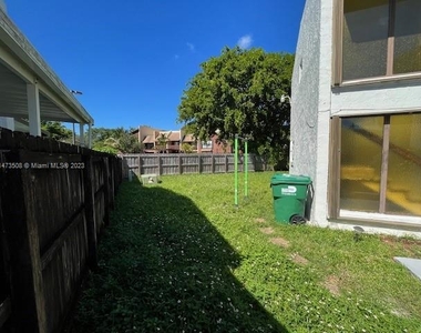 6824 Sw 114th Ave - Photo Thumbnail 6