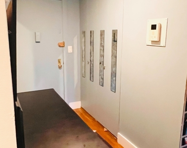 417 East 90th Street - Photo Thumbnail 4