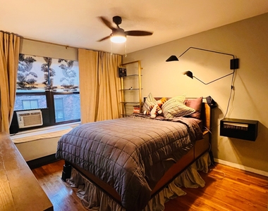 417 East 90th Street - Photo Thumbnail 13