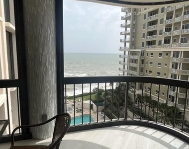 5380 N Ocean Drive - Photo Thumbnail 21