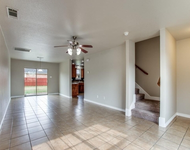 1208 Boxwood Drive - Photo Thumbnail 1