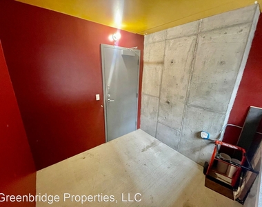 1420 Nw Lovejoy St #324 - Photo Thumbnail 2