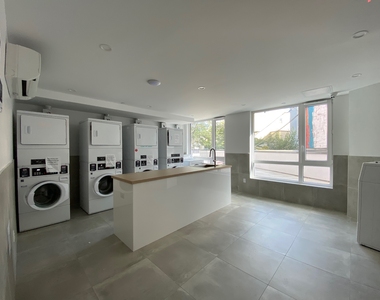 280 Meeker Avenue - Photo Thumbnail 15