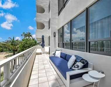 10205 Collins Ave - Photo Thumbnail 27