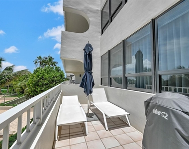 10205 Collins Ave - Photo Thumbnail 31