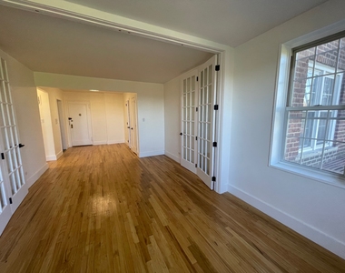 63-85 Woodhaven Boulevard - Photo Thumbnail 13