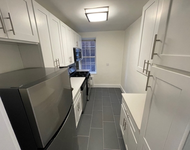 63-85 Woodhaven Boulevard - Photo Thumbnail 1
