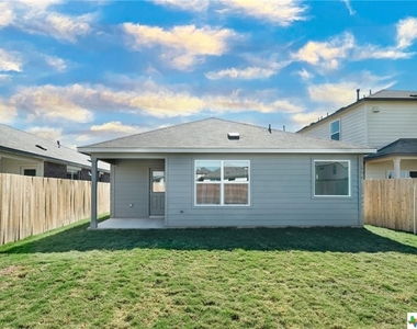 107 Allegro Drive - Photo Thumbnail 11