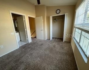 2476 Lake Woodberry Circle - Photo Thumbnail 20