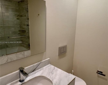 10203 Collins Ave - Photo Thumbnail 24