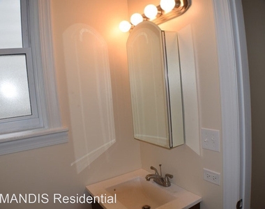 7012 W Diversey Ave - Photo Thumbnail 2