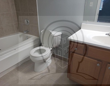 2451 W Howard St - Photo Thumbnail 9