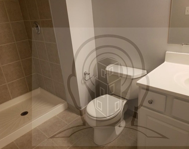 2451 W Howard St - Photo Thumbnail 12