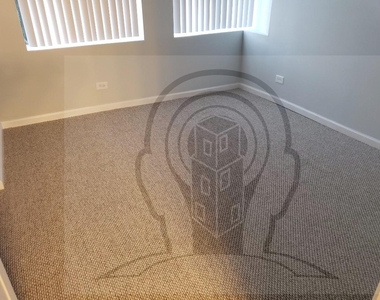 2451 W Howard St - Photo Thumbnail 13