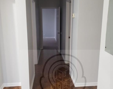 2451 W Howard St - Photo Thumbnail 7