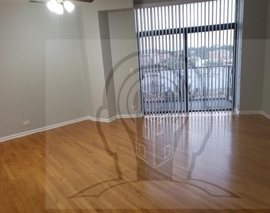 2451 W Howard St - Photo Thumbnail 13