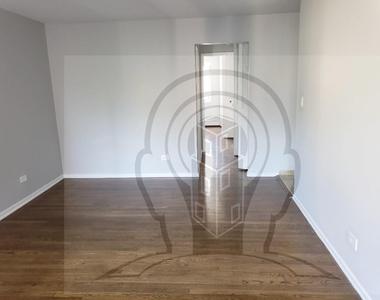 6029 N Winthrop Ave - Photo Thumbnail 7