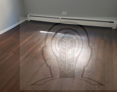 6021 N Winthrop Ave - Photo Thumbnail 6
