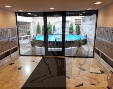 452 W Aldine Ave. - Photo Thumbnail 1