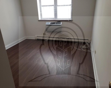 452 W Aldine Ave. - Photo Thumbnail 7