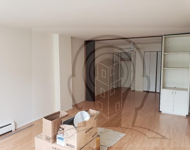 516 W Briar Place - Photo Thumbnail 9