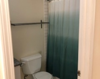 3257 N Sheffield - Photo Thumbnail 2