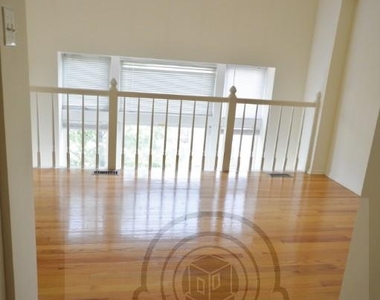 3257 N Sheffield - Photo Thumbnail 7