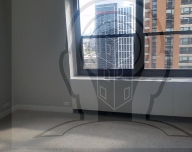 1130 S Michigan Ave. - Photo Thumbnail 13