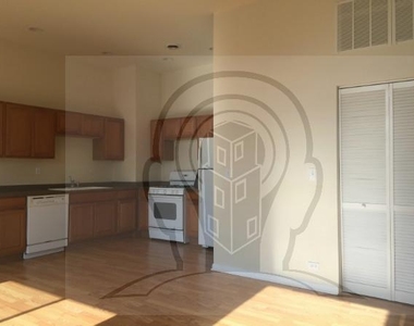 2451 W Howard St - Photo Thumbnail 1
