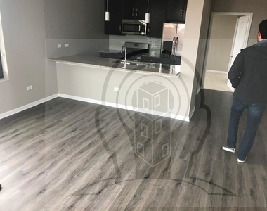 2300 South Michigan Ave - Photo Thumbnail 1