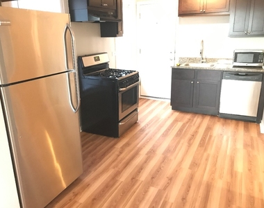 1437  N Cleaver St. - Photo Thumbnail 8
