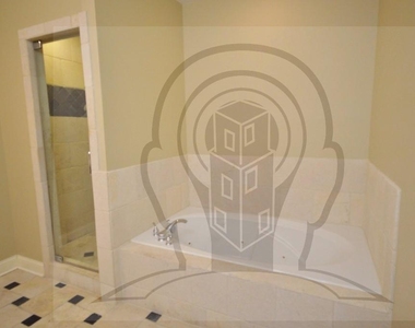 N Clark - Photo Thumbnail 8