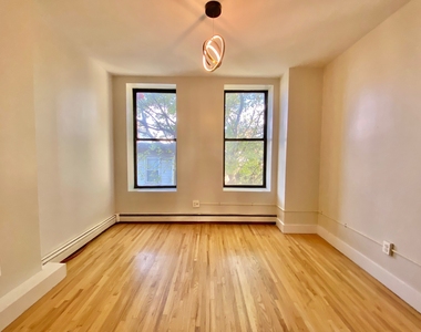 147 9th Street - Photo Thumbnail 3