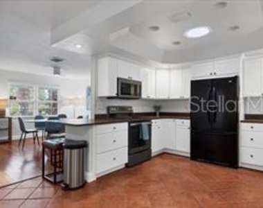 2469 Waldemere Street - Photo Thumbnail 8