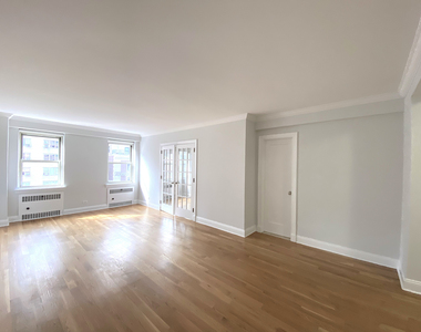 Park Avenue - Photo Thumbnail 4