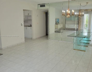 1450 Atlantic Shores Blvd - Photo Thumbnail 7