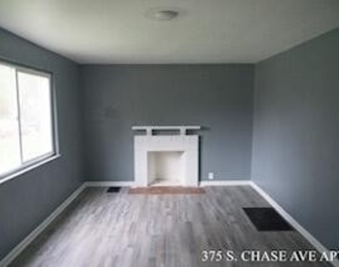375 S Chase Avenue - Photo Thumbnail 2