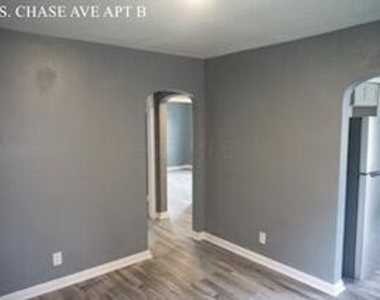 375 S Chase Avenue - Photo Thumbnail 4