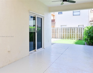 22743 Sw 88th Path - Photo Thumbnail 38