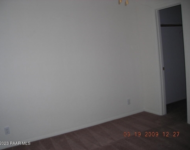 8001 E Long Mesa Drive - Photo Thumbnail 4