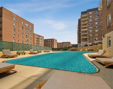 52 Yonkers Terrace - Photo Thumbnail 17