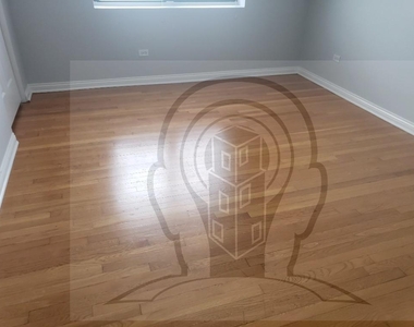 7616 N Marshfield Ave - Photo Thumbnail 7