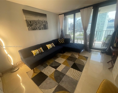 1901 Brickell Ave - Photo Thumbnail 10