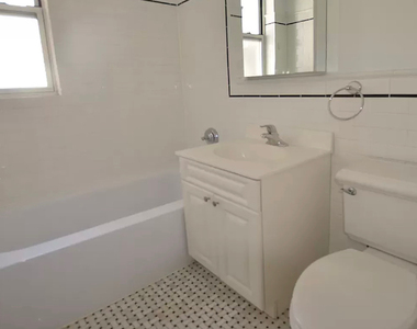 117 West 13th Street - Photo Thumbnail 3