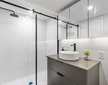 215 Rue Murray #604 - Photo Thumbnail 12